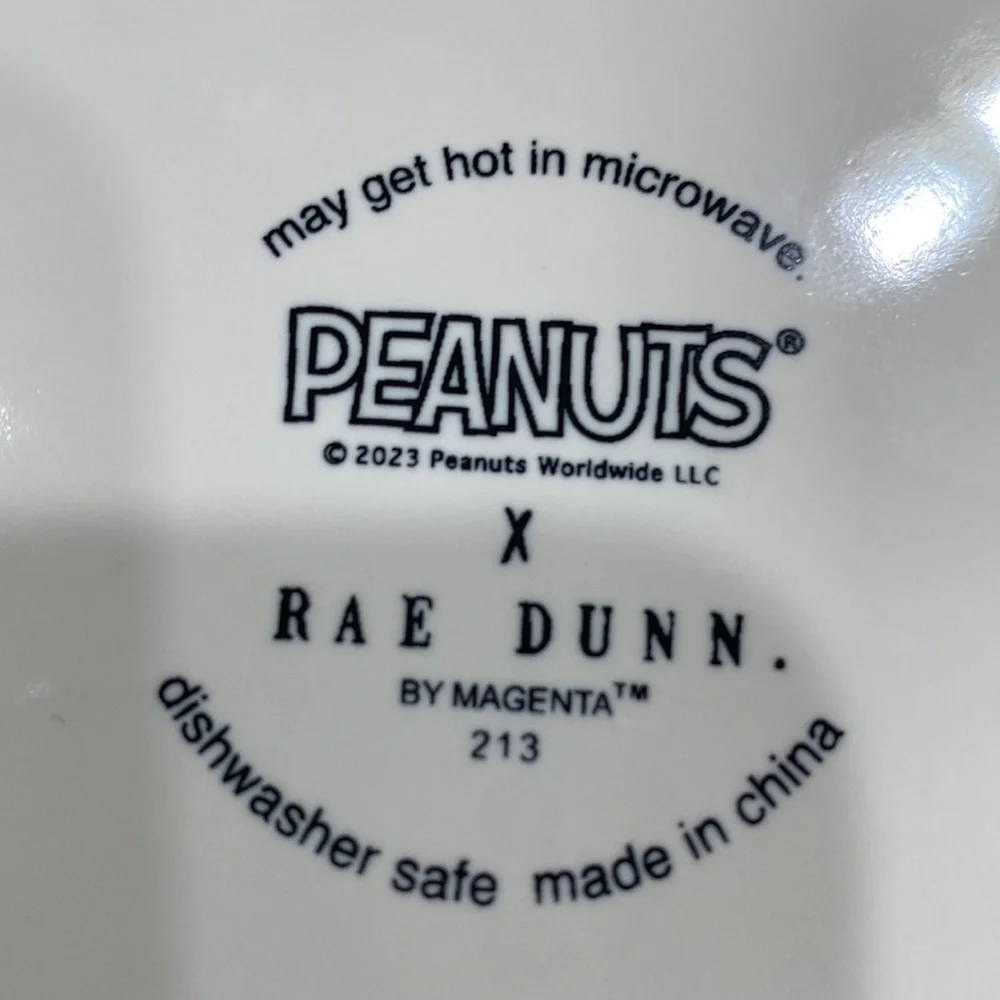 NWOT. Rae Dunn, ceramic dog bowl.